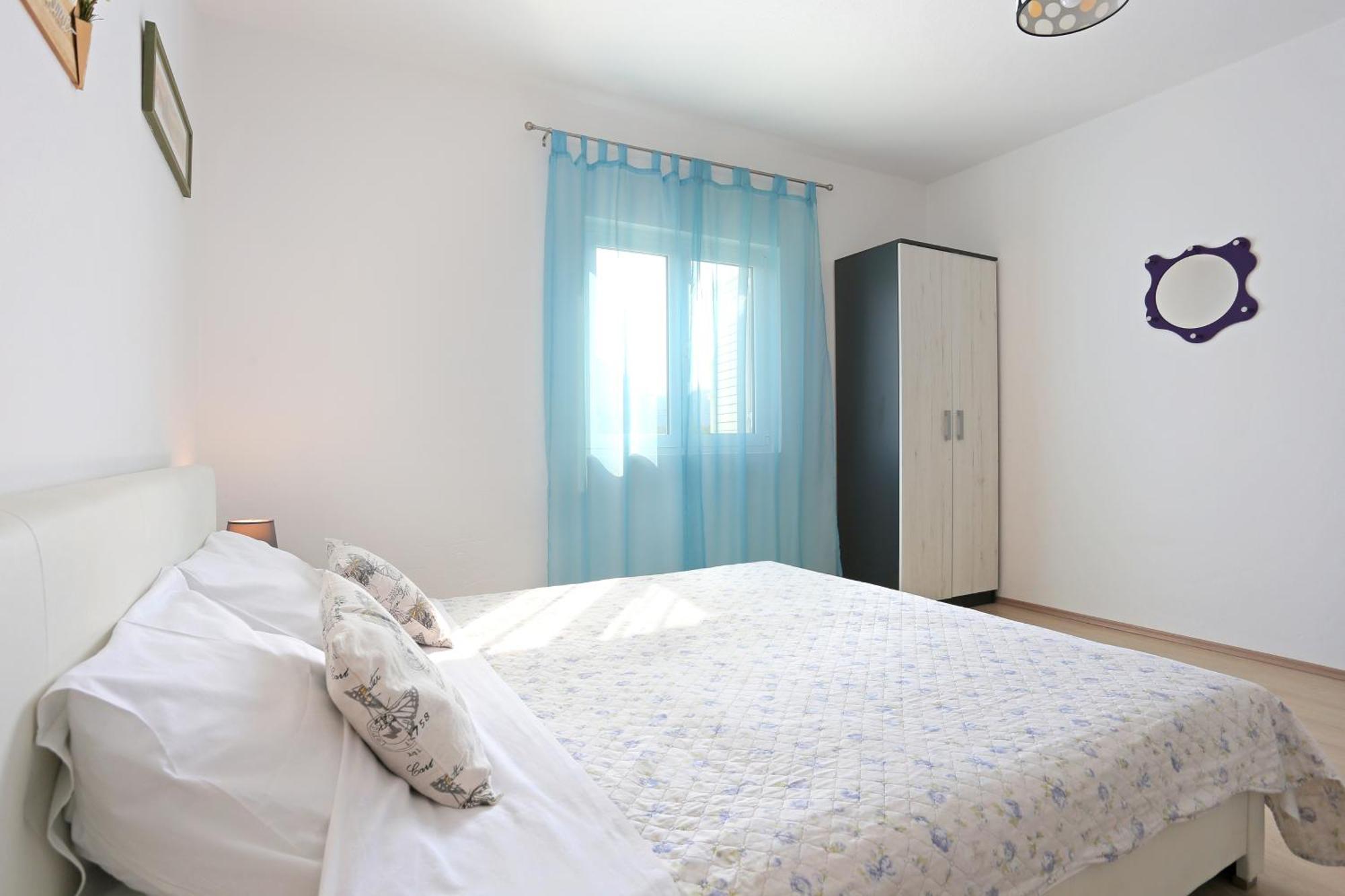 Seaside Holiday House Poljica, Trogir - 5161 Marina Rum bild